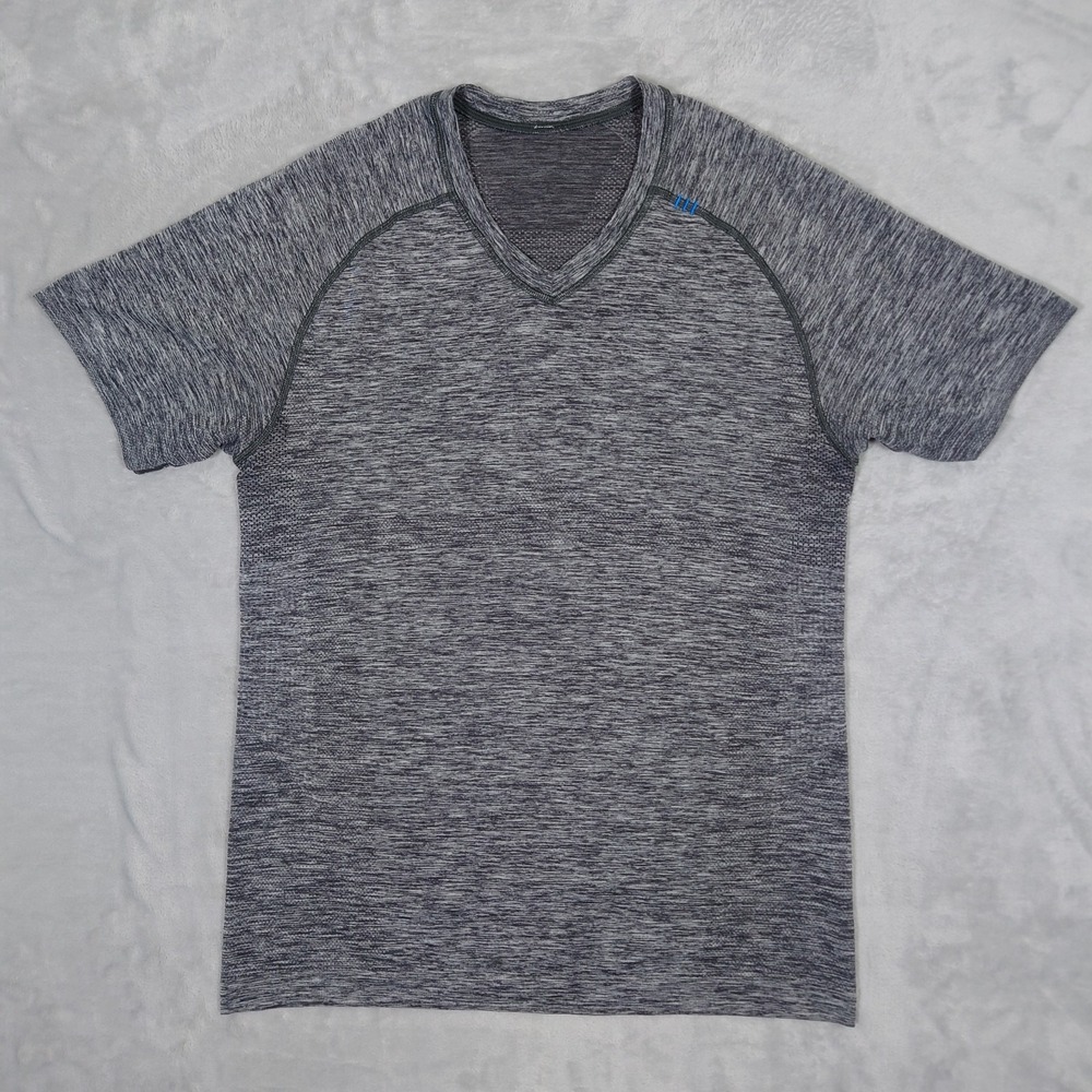 Lululemon Metal Vent Tech Tee Mens S V Neck Short Sleeve Gray
